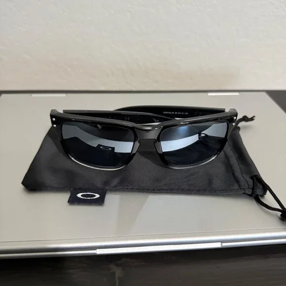 OO9102 Oakley Holbrook Two Tone Polished Frame Prizm Polarized Reflective Silver - Picture 5 of 6